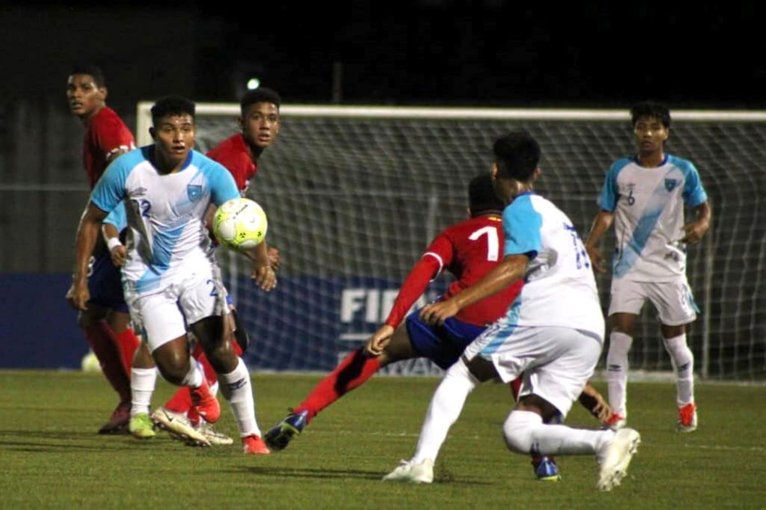 Costa Rica y Guatemala empataron 1-1 en el Campeonato de Fútbol Sub-19 de la UNCAF
