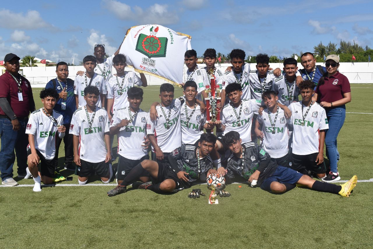 Niños de Escuela Secundaria Técnica México ganan Campeonato Nacional de Fútbol Deportivo de Escuelas Secundarias