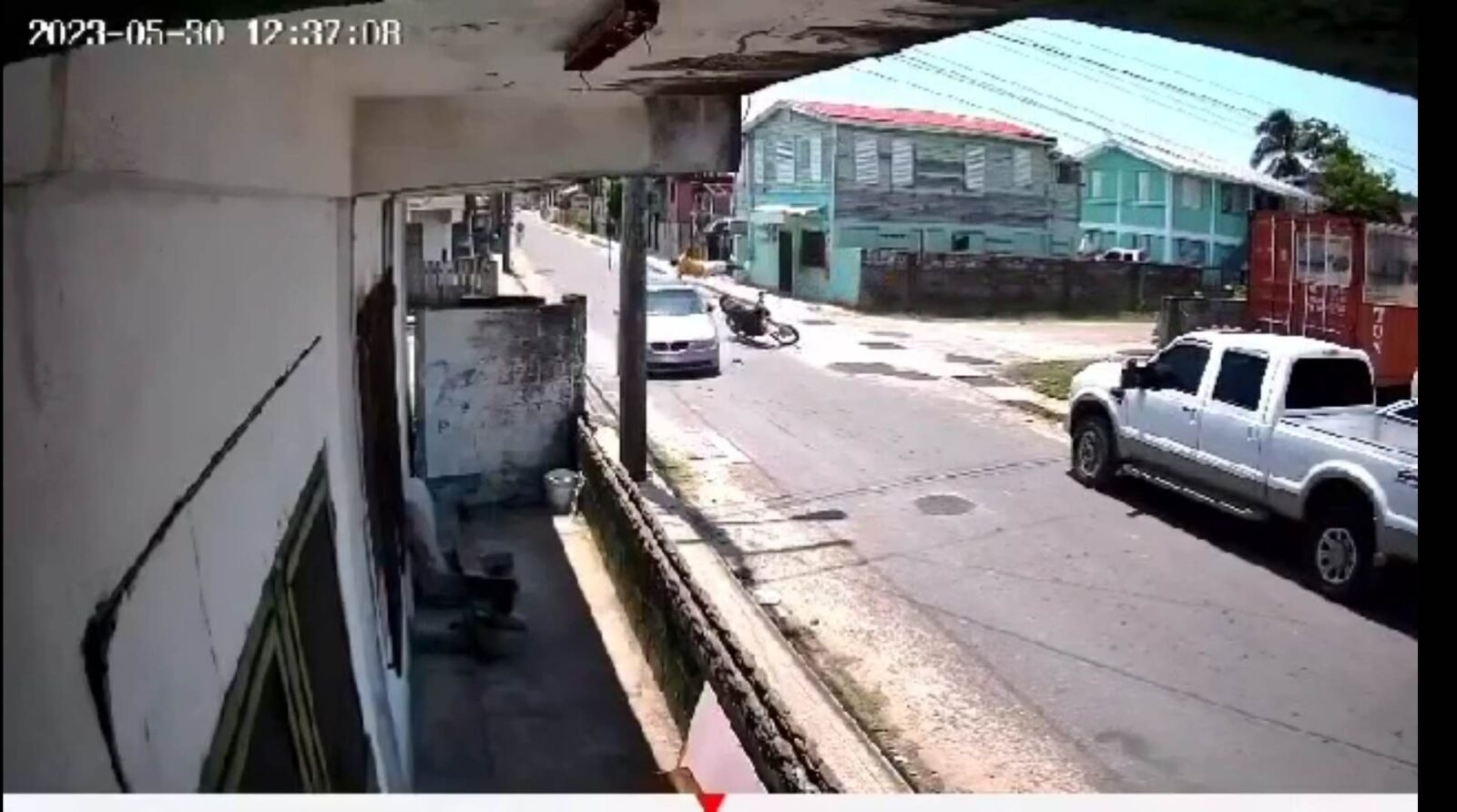 Motorcyclist crashes into car in Belize City